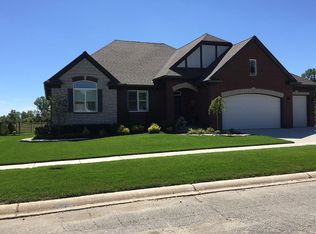 26526 Bronx Dr, Chesterfield, MI 48051