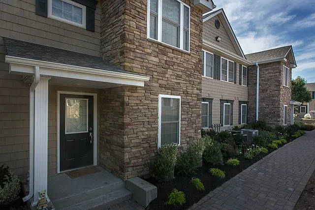 Fairfield Hills East at Farmingville — Photo 11