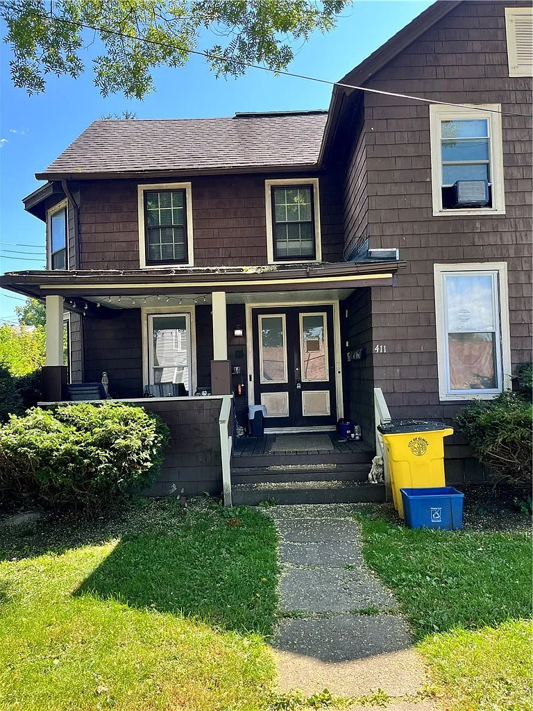 Studio, 1.0 bath, 2540 sqft, $925 — Photo 1