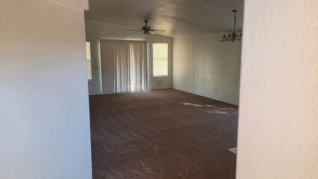 2 bed, 2.0 bath, 1408 sqft, $1,595 — Photo 3