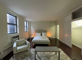 236 W 52nd St #2C, New York, NY 10019