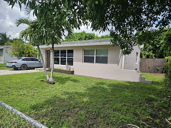 3rd image of 2111 Wiley Ct