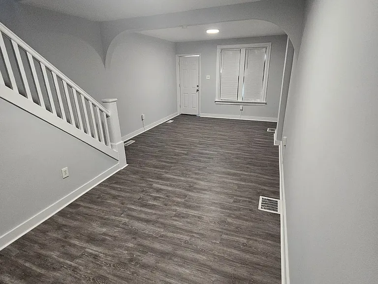 45 Klagg Ave — Photo 2