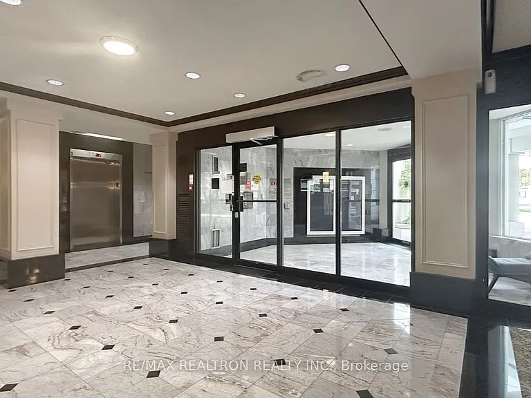 110 Promenade Cir #1106 — Photo 4