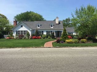 163 Bay Dr, Massapequa, NY 11758