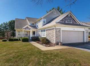 735 Nashua Ct, Crystal Lake, IL 60012