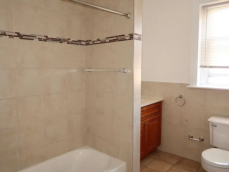 2501 E Clearfield St #2 — Photo 10