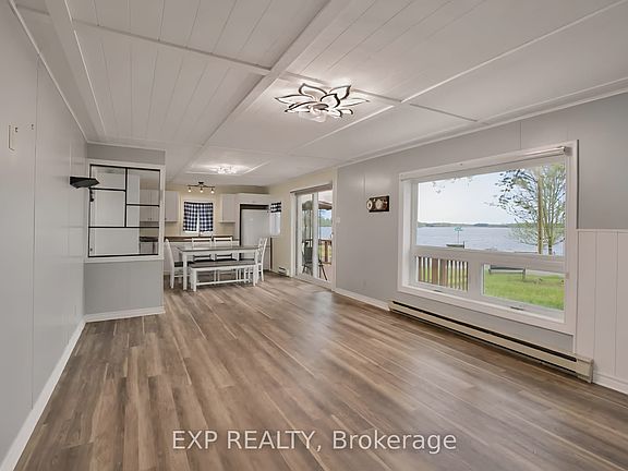 3rd image of 5 Evergreen Ln