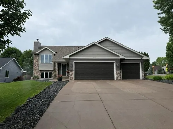 5471 Oakgreen Pl N, Stillwater, MN 55082