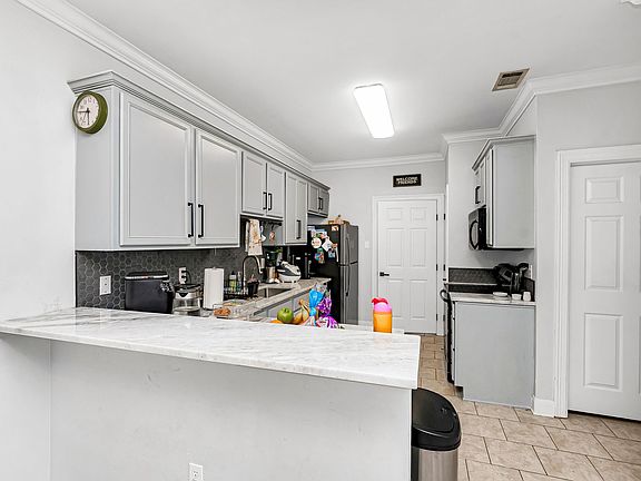 3rd image of 10600 Lakes Blvd APT 1804