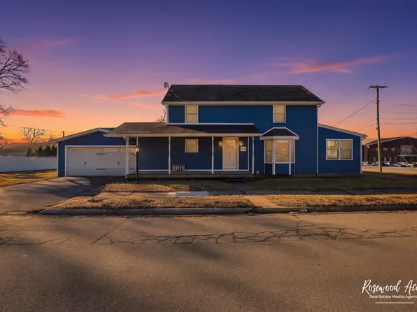 494 W Guertin St, Saint Anne, IL 60964