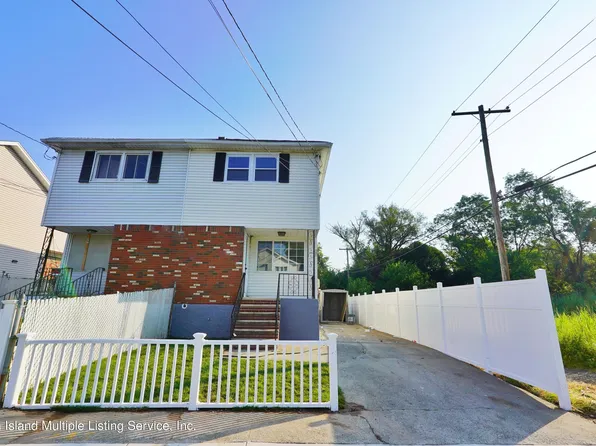 29 McDermott Ave, Staten Island, NY 10305