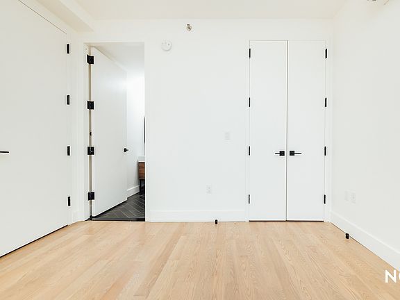 3rd image of 824 Lexington Ave #7D