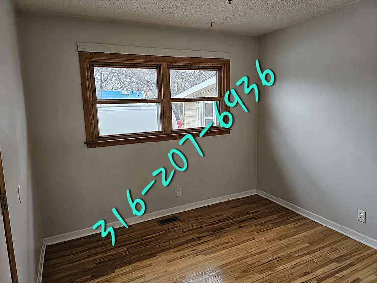 461 S Woodlawn Blvd — Photo 12