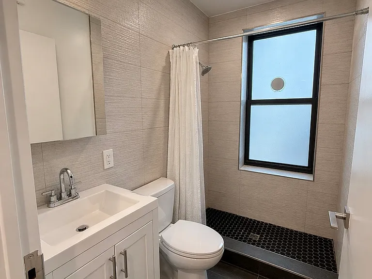 10 W 65th St #1L — Photo 3