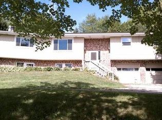 1801 Bringold Dr, Verona, WI 53593