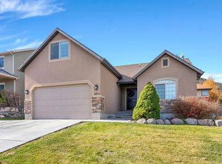 6935 N Kiowa Pkwy, Eagle Mountain, UT 84005