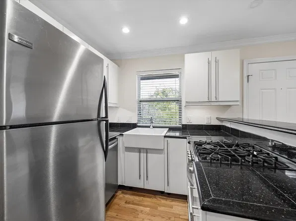 102 W. 12th St, 102 W 12th St APT 11, Houston, TX 77008