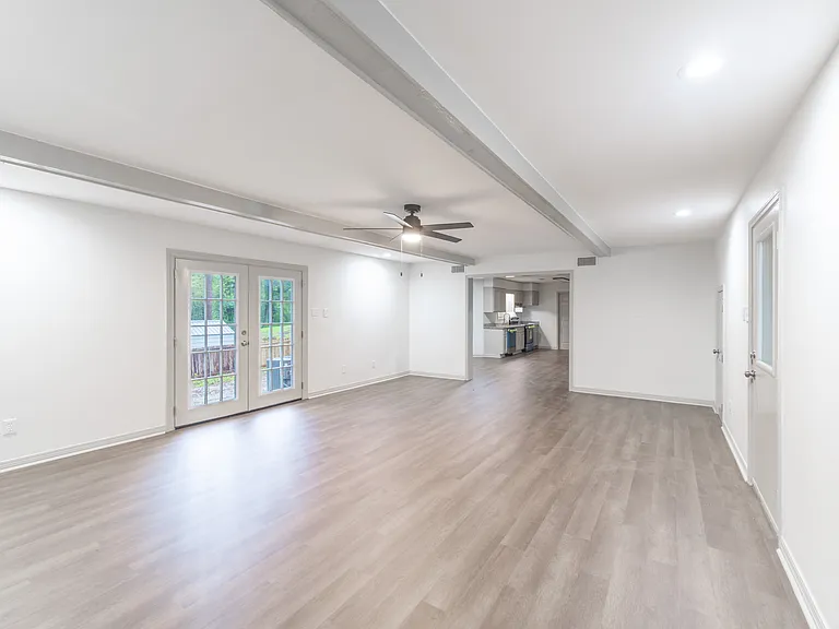 103 Tupawek Dr — Photo 5