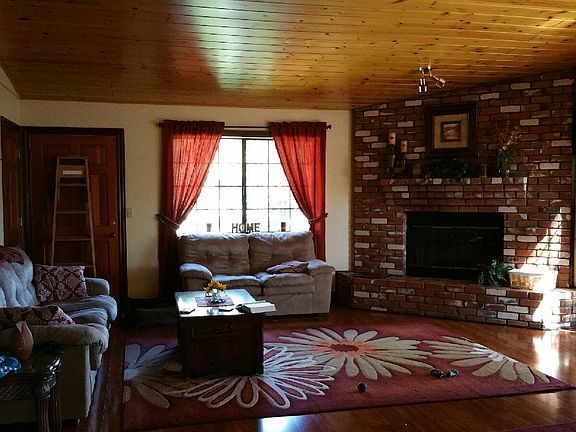 5th image of 24556 Albrun Dr