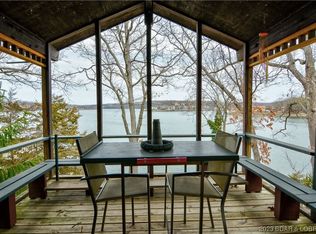 48 Wolf Chase Ln, Linn Creek, MO 65052