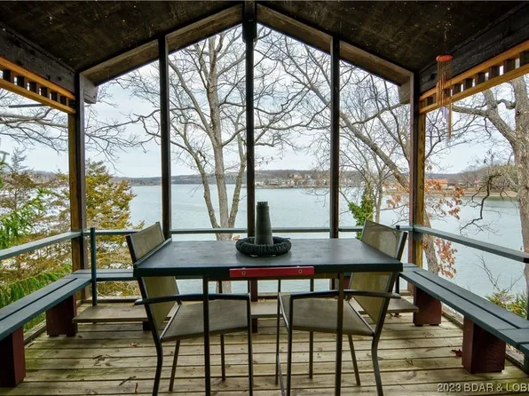 48 Wolf Chase Ln, Linn Creek, MO 65052