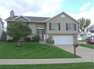 6140 Jebens Ave, Davenport, IA 52806