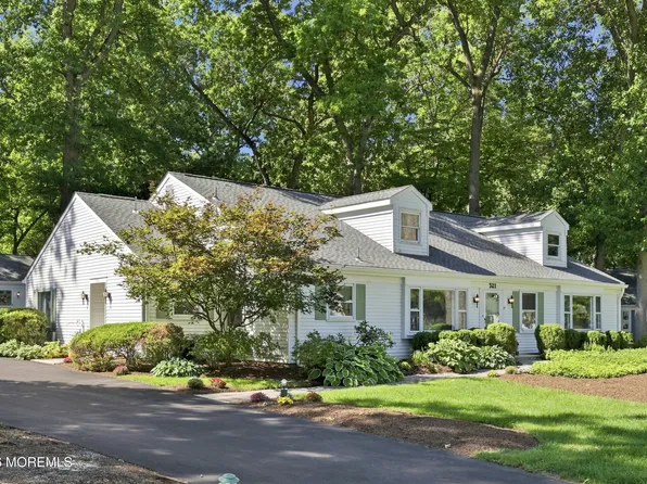 321 Sharon Way, Monroe, NJ 08831