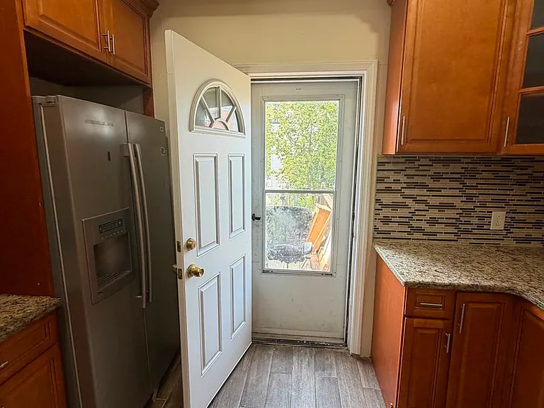 353 Liberty Ave #1 — Photo 14
