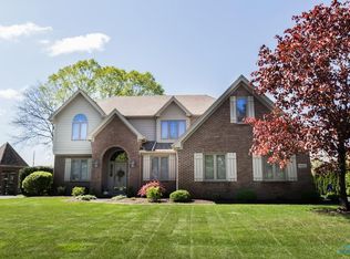 8859 Orchard Lake Rd, Holland, OH 43528