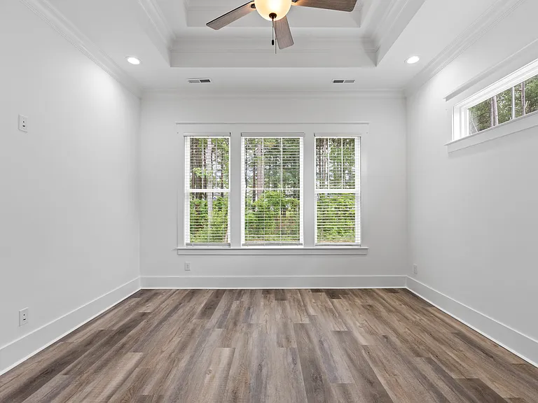527 S Middleton Dr NW — Photo 8
