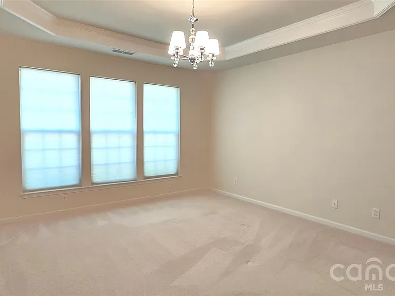 12051 Dunipace Ct — Photo 11