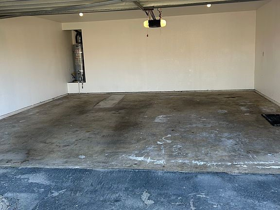 4th image of 2405 N 11th Ave #2405