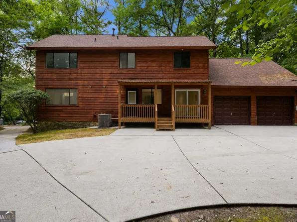 260 Forrest Ave, Fayetteville, GA 30214