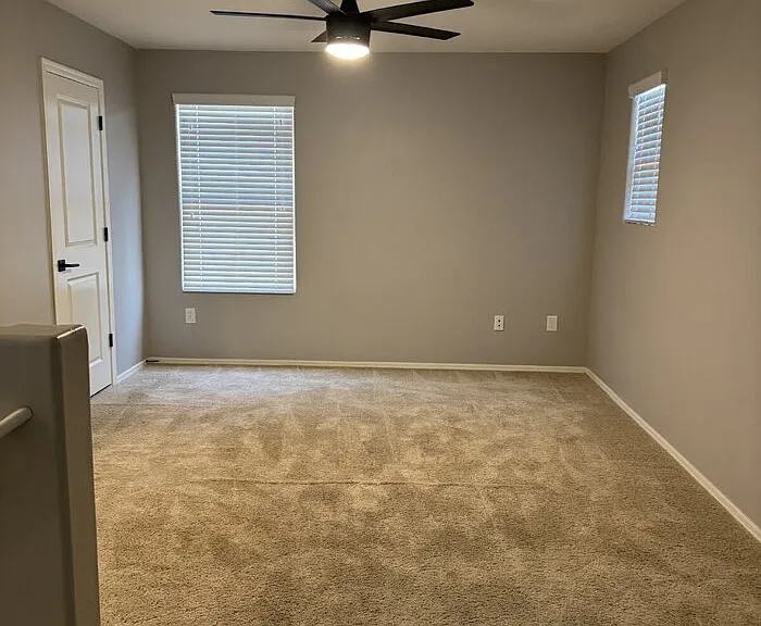 918 E Prairie Field Ln — Photo 6
