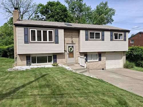 62 Dundalk Dr Photo 1