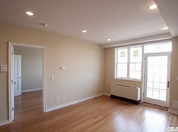 4th image of 25-19 35th St #2F