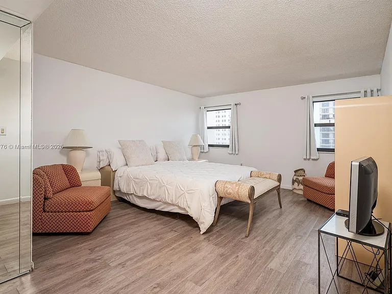 1201 S Ocean Dr #1911N — Photo 10