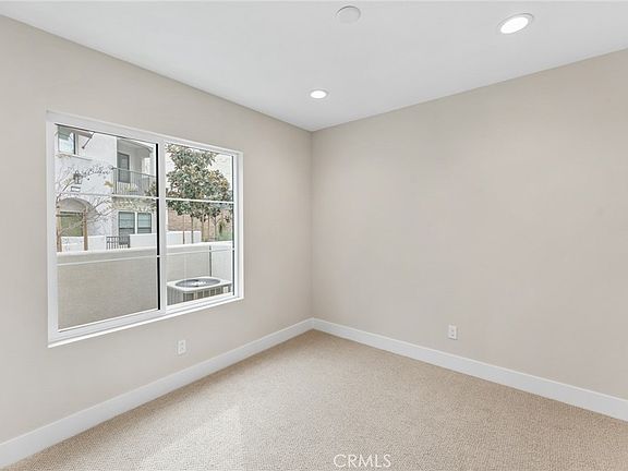 4th image of 101 Kimberwick Ct