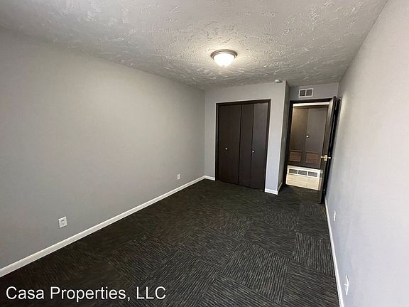 3rd image of 2035 J St #10