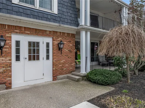 60 Hamlin Sq APT 4, Buffalo, NY 14221