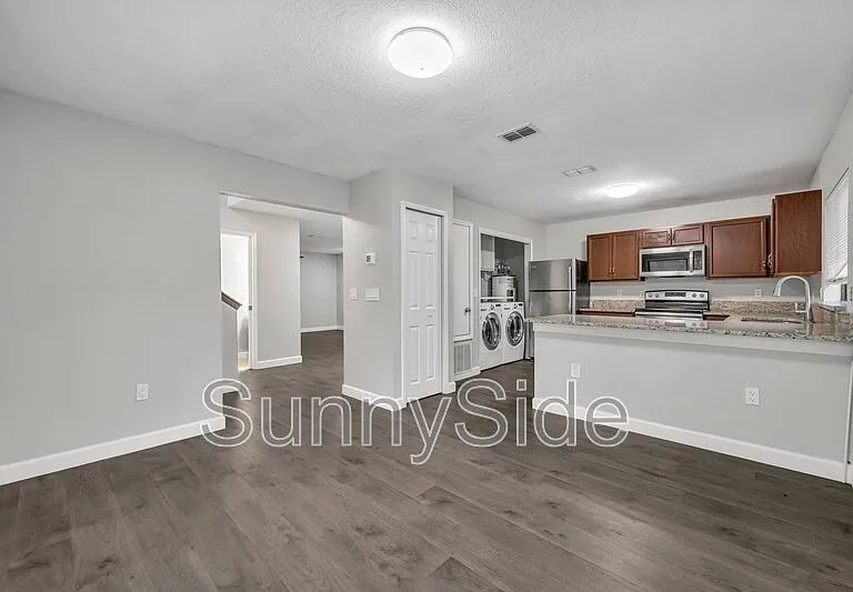 631 Olympic Dr — Photo 6
