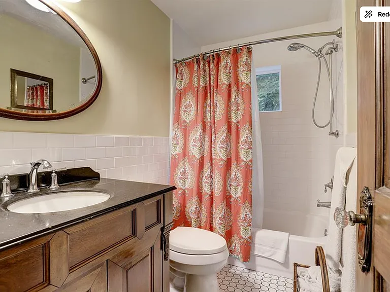 1733 Harold St #GA — Photo 5