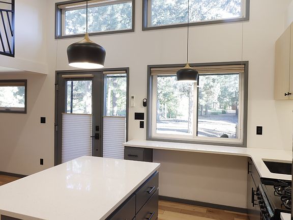 4th image of 61304 Wizard Ln Lot 1