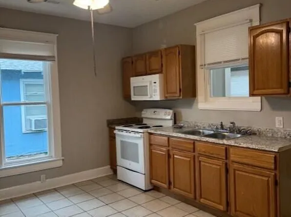 906 N Kansas Expressway, Springfield, MO 65802