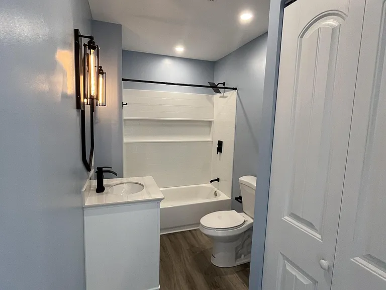 8010 Sunset Heights Dr #B — Photo 24