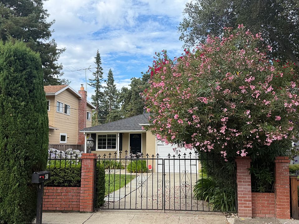 1st image of 360 Rutherford Ave