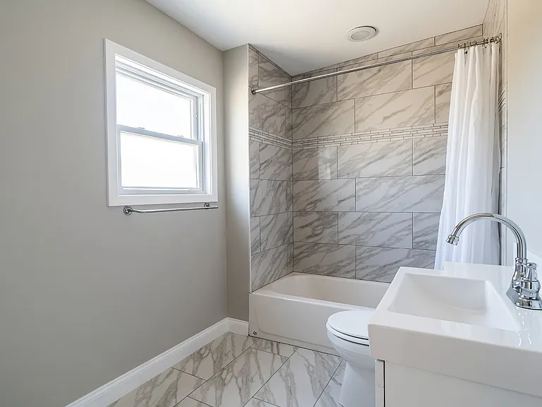 3627 W Oakdale Ave #2F — Photo 7