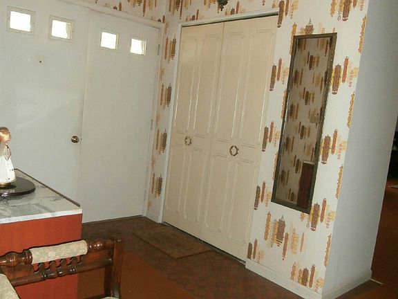 Entry way with large closet