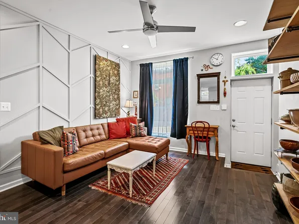 313 E 24th St, Baltimore, MD 21218